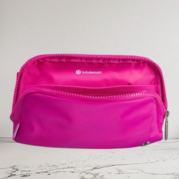 RARE! NEW Lululemon Everywhere Belt Bag (1L) - SONIC PINK - Dopamine Unisex - Picture 10 of 12
